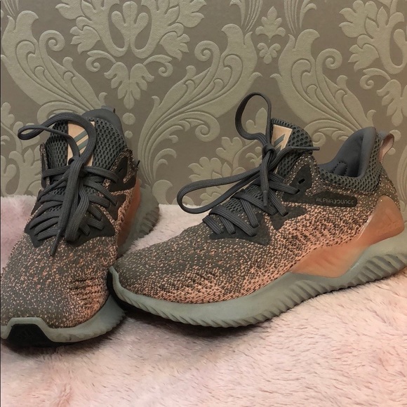 Adidas AlphaBounce EM Pink Grey US 5.5 - Picture 5 of 6